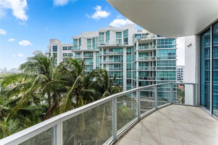 Uptown Marina Lofts #724 image #18