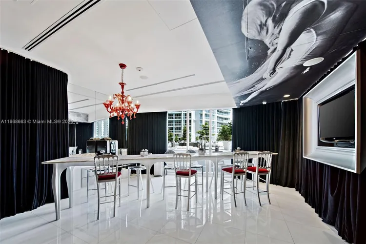 Icon Brickell II #2905 image #40