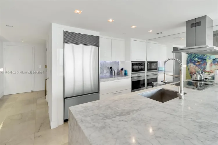 Icon Brickell II #3101 image #11
