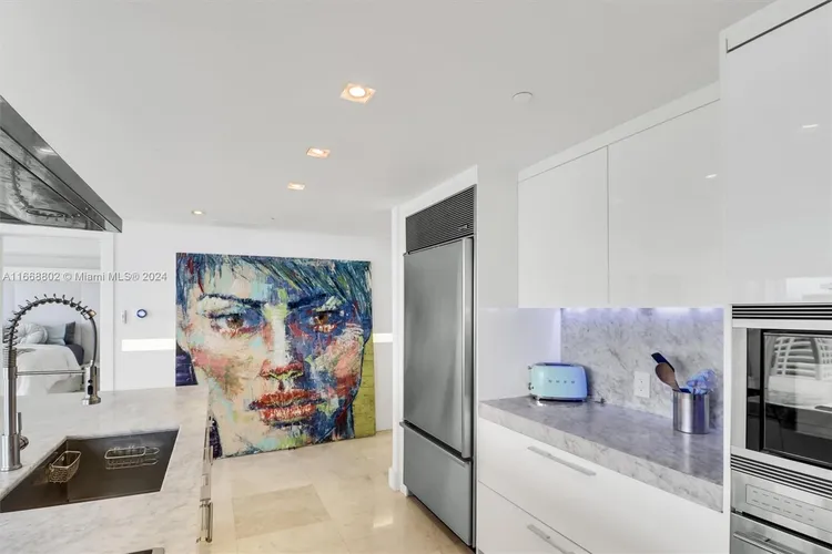 Icon Brickell II #3101 image #13