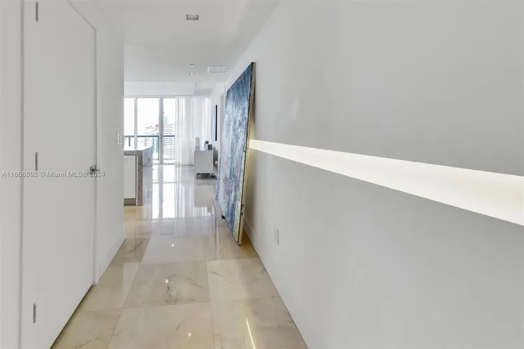Icon Brickell II #3101 image #21