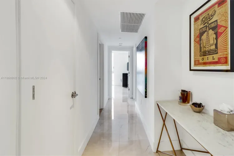 Icon Brickell II #3101 image #23