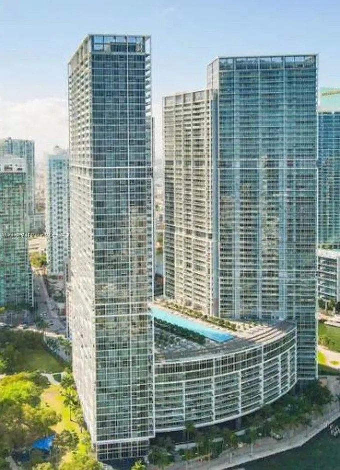 Icon Brickell II #3101 image #35