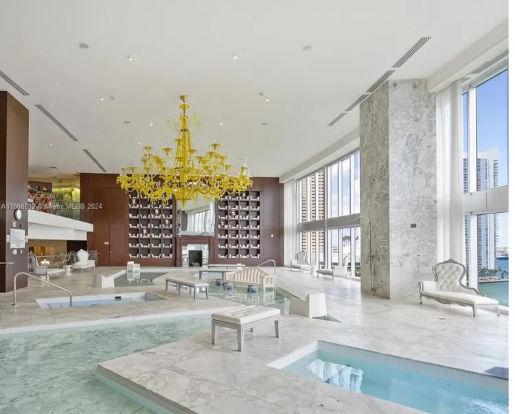 Icon Brickell II #3101 image #39