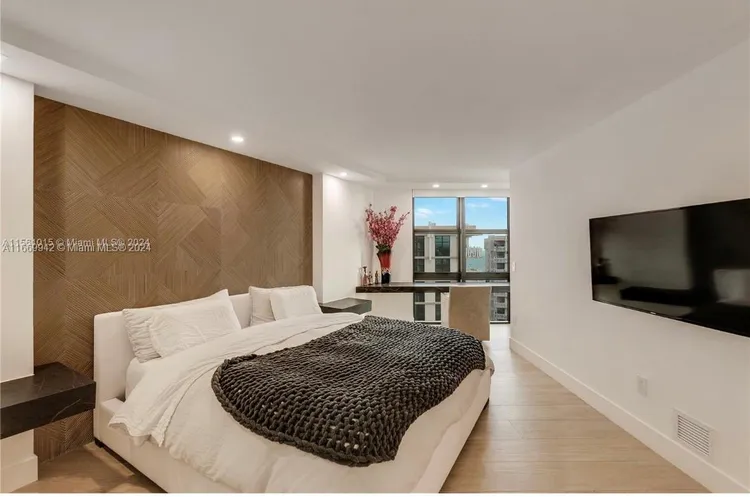 Towers of Key Biscayne #D1207 image #14