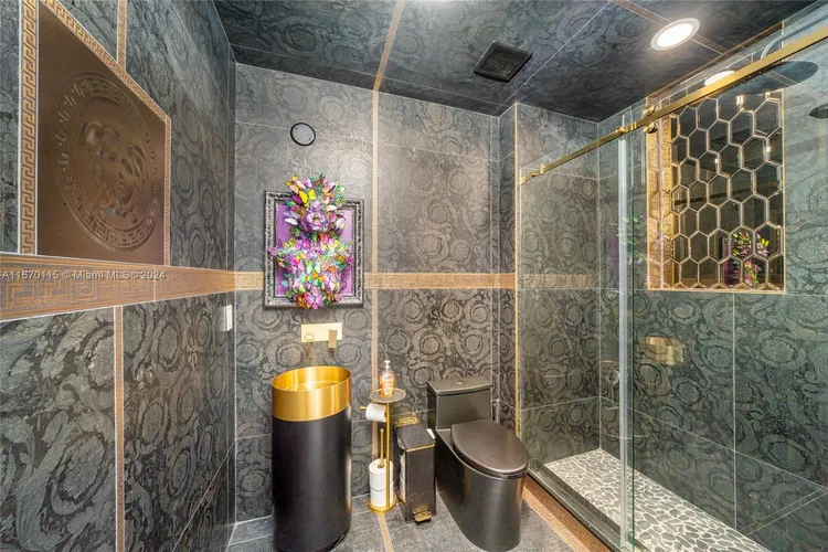 Wynwood Lofts #212 image #6