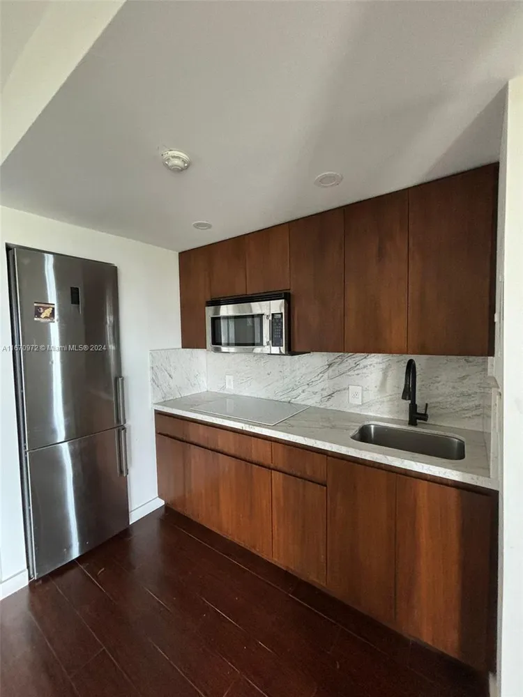 Pelican Reef #CAB1&2 image #6