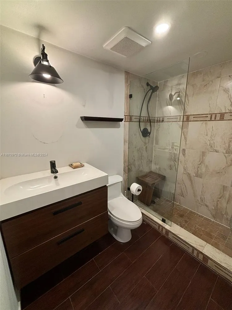 Pelican Reef #CAB1&2 image #9