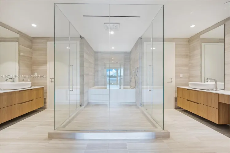 The Ritz-Carlton Residences Mid-Beach #418 image #7