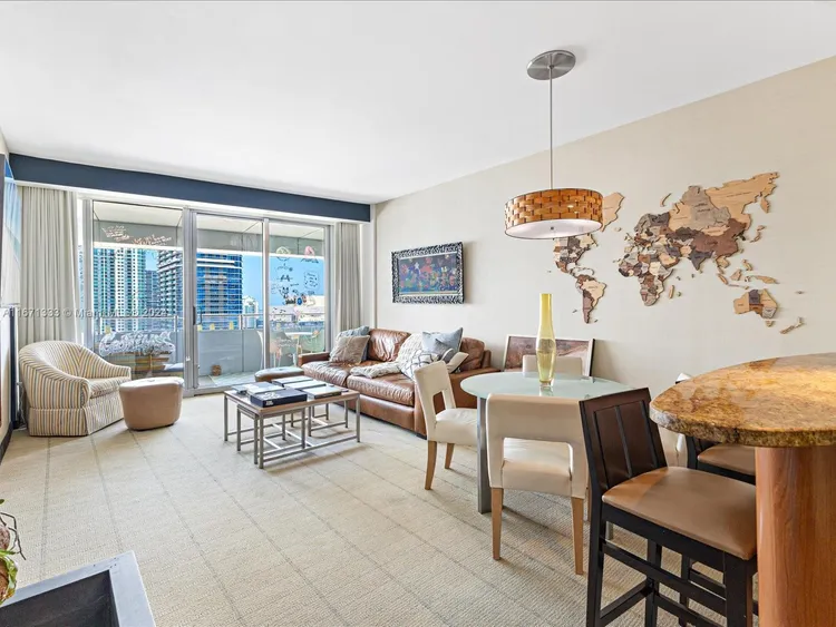 Mayfield AKA Hotel #3214 image #12