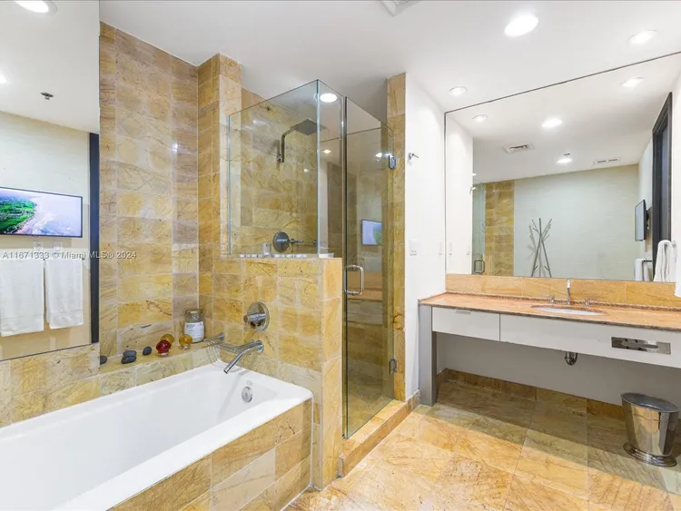 Mayfield AKA Hotel #3214 image #19