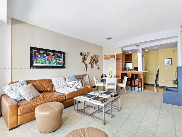 Mayfield AKA Hotel #3214 image #7