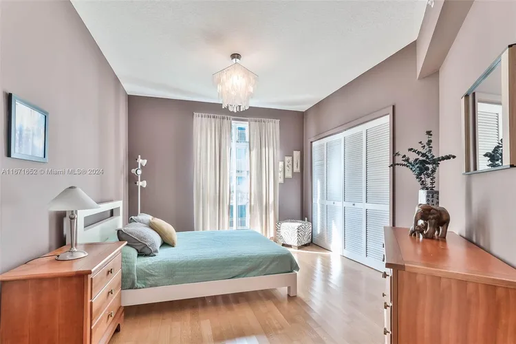 Downtown Dadeland #C510 image #10