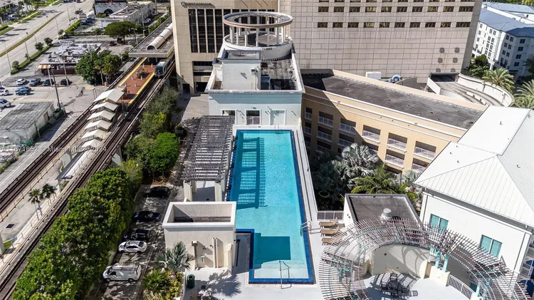 Downtown Dadeland #C510 image #21