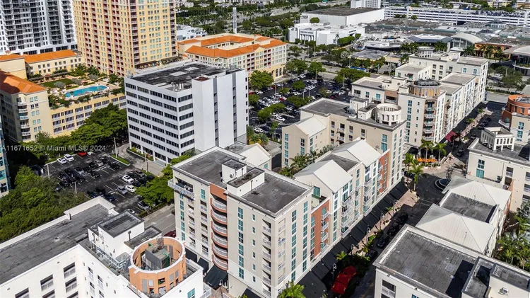 Downtown Dadeland #C510 image #22