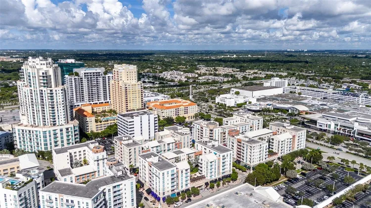 Downtown Dadeland #C510 image #27
