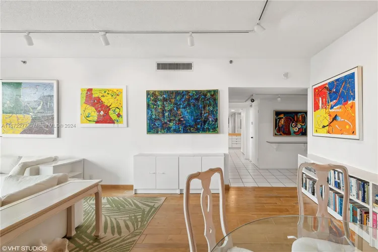 Key Colony I - Tidemark #641 image #19