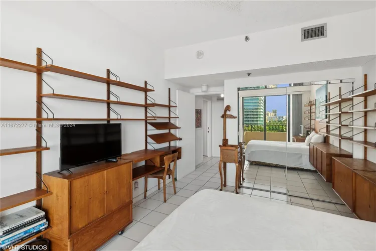 Key Colony I - Tidemark #641 image #28