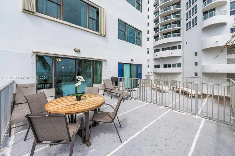 Casablanca #434 image #15