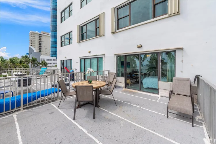 Casablanca #434 image #16