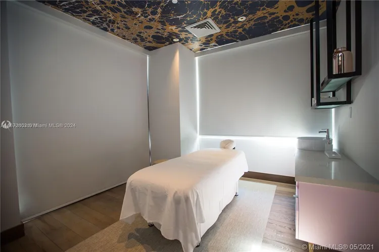 Hyde Midtown #2806A image #29