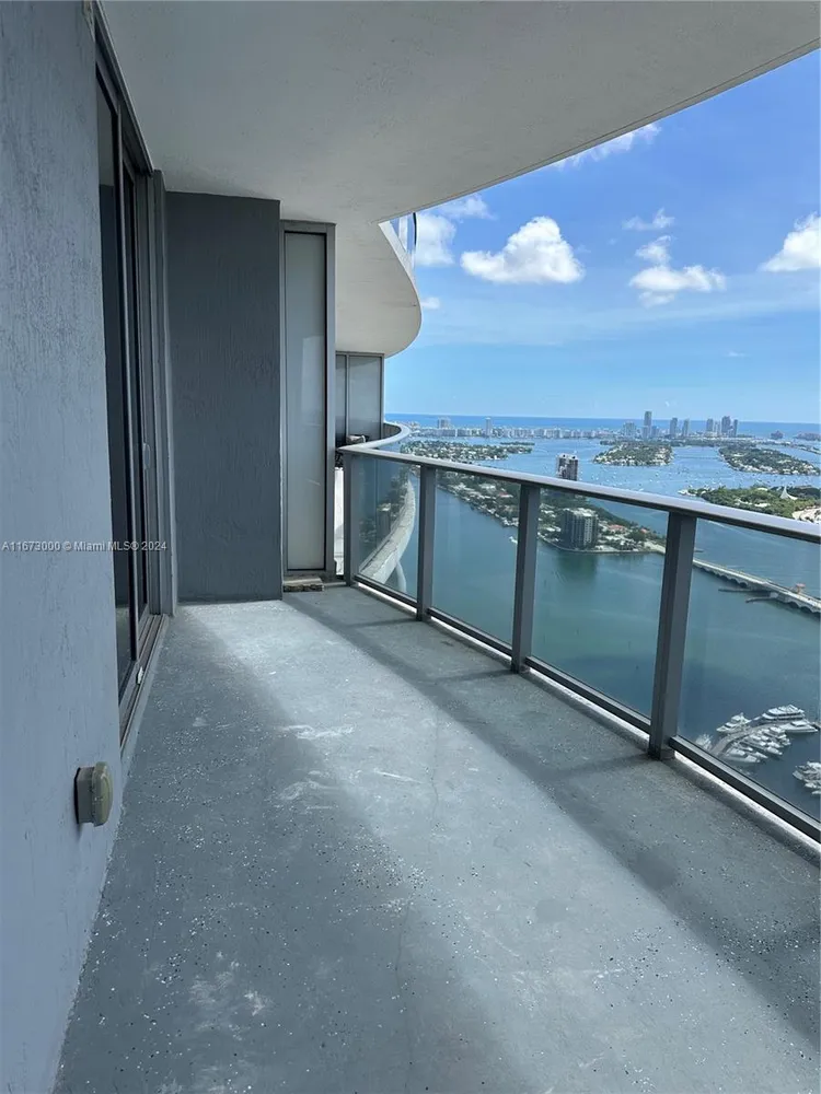 Aria on the Bay #4902 image #26