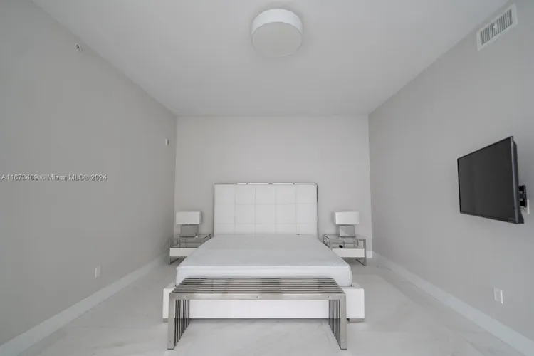 Jade Signature #3303 image #20