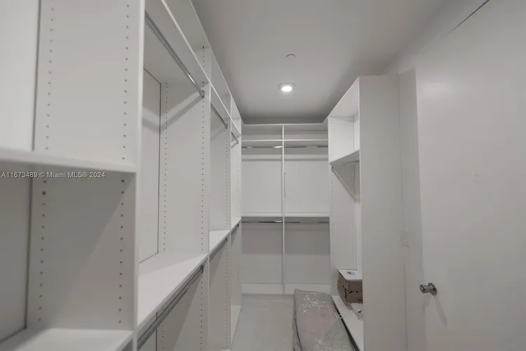 Jade Signature #3303 image #22