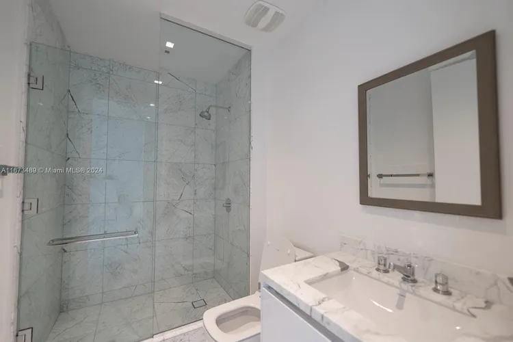 Jade Signature #3303 image #25