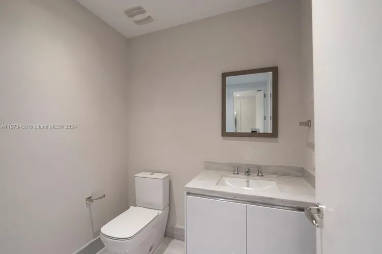 Jade Signature #3303 image #30