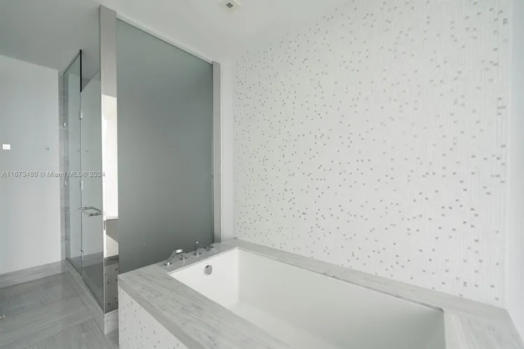 Jade Signature #3303 image #31