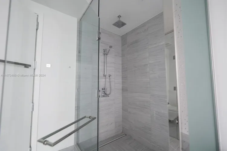 Jade Signature #3303 image #35