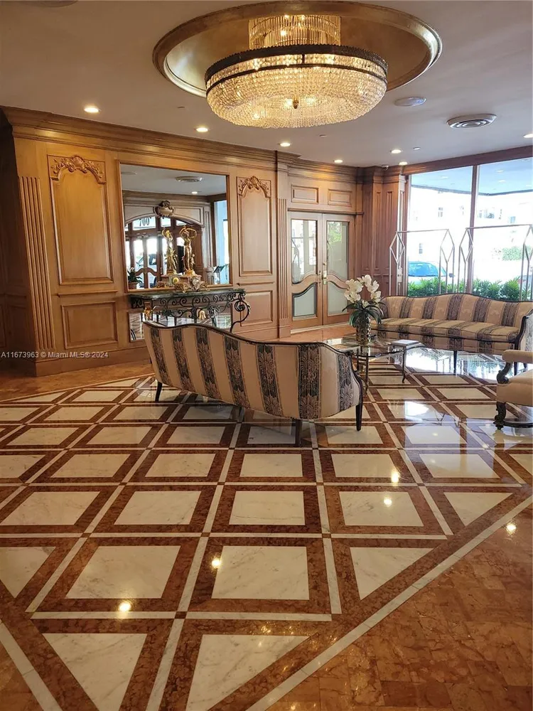 David William #915 image #19