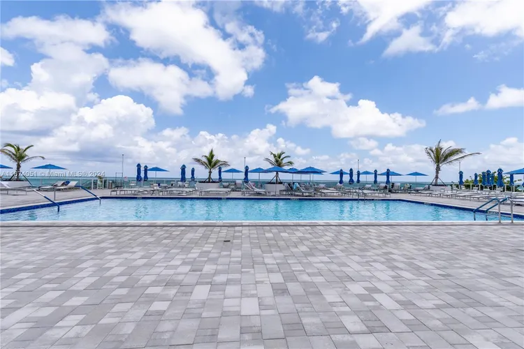 La Mer Estates #PH1 image #10