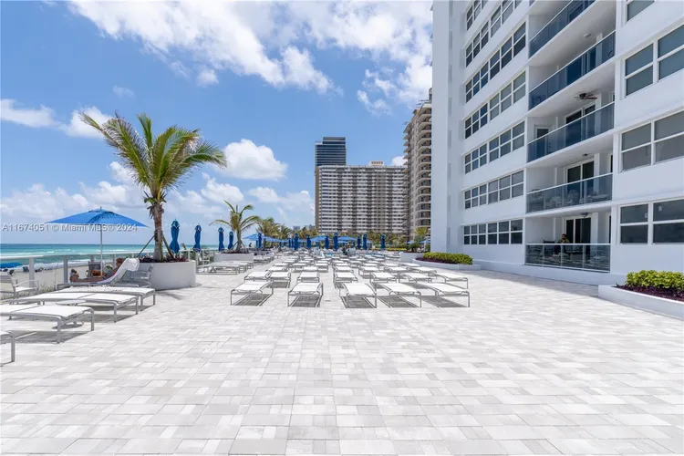 La Mer Estates #PH1 image #12