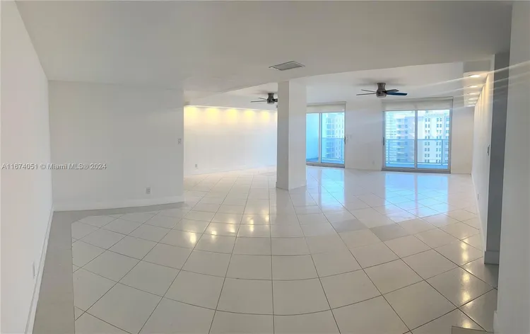 La Mer Estates #PH1 image #30