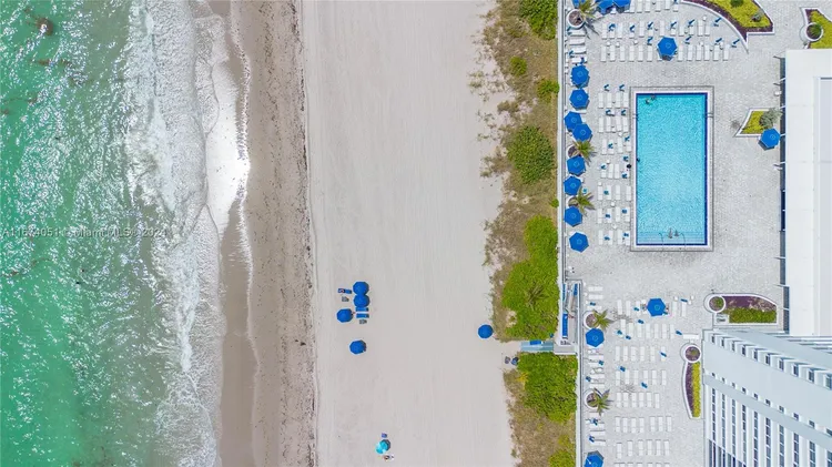 La Mer Estates #PH1 image #8