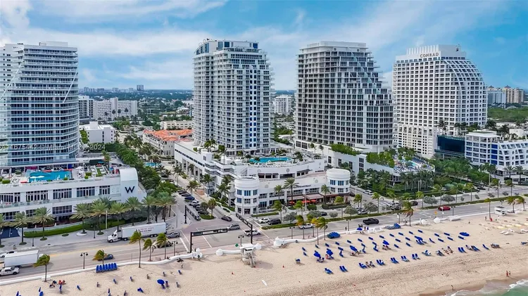 Hilton Q Club #1413 image #16