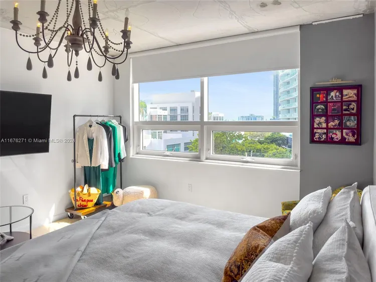 Midblock Condominium #718 image #18