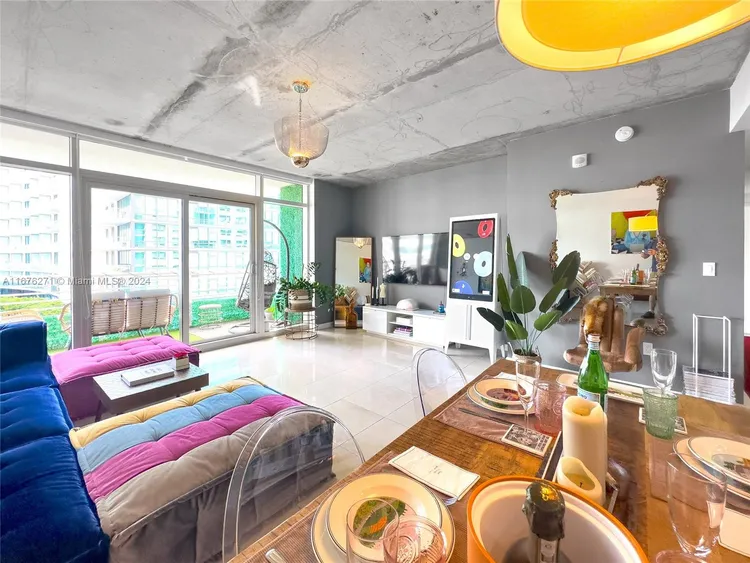 Midblock Condominium #718 image #7
