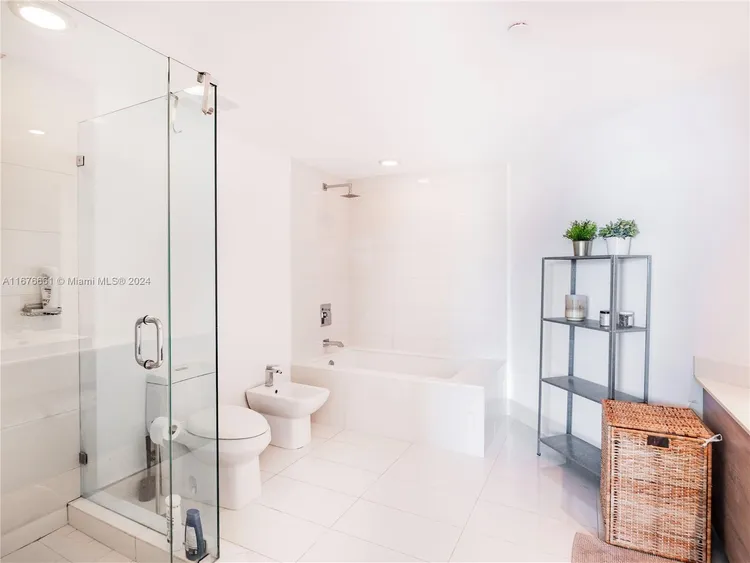 Dua Miami (SLS Hotel and Residences) #2901 image #14