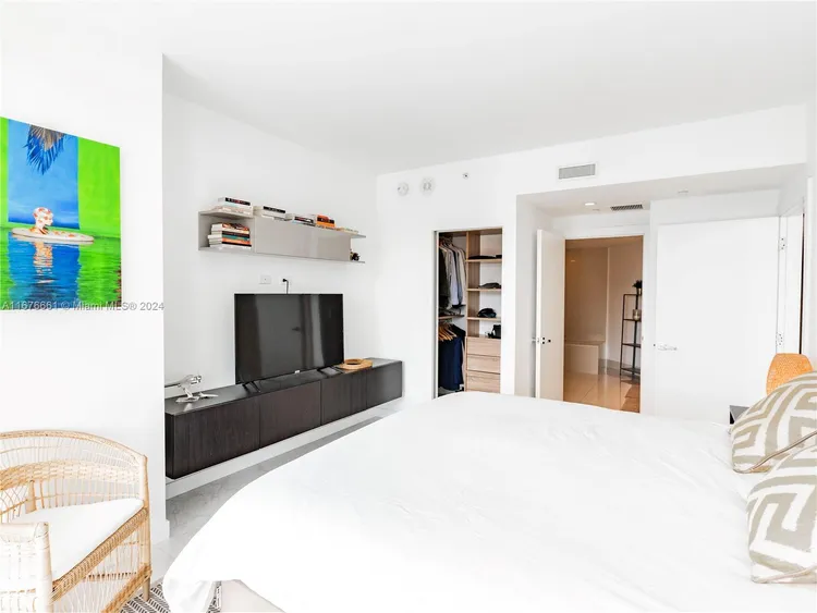 Dua Miami (SLS Hotel and Residences) #2901 image #15