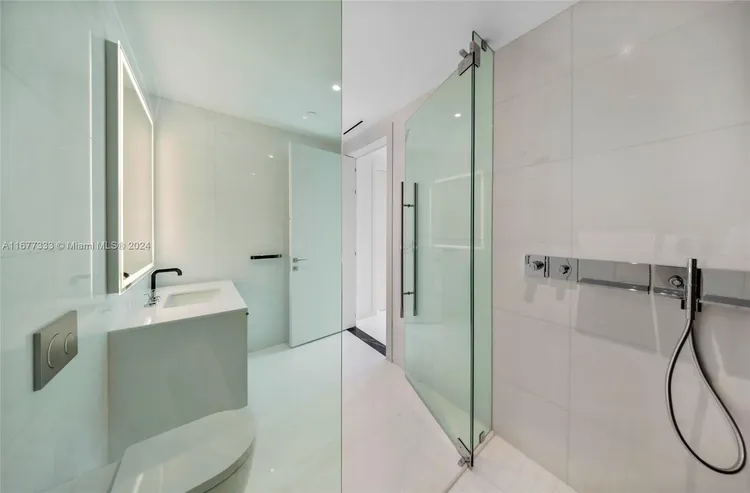 Aston Martin Residences #4108 image #40