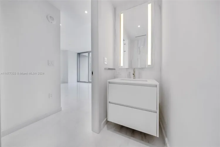 Aston Martin Residences #4108 image #48