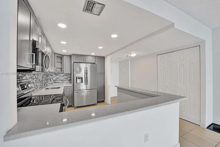 Waterview #938 image #15