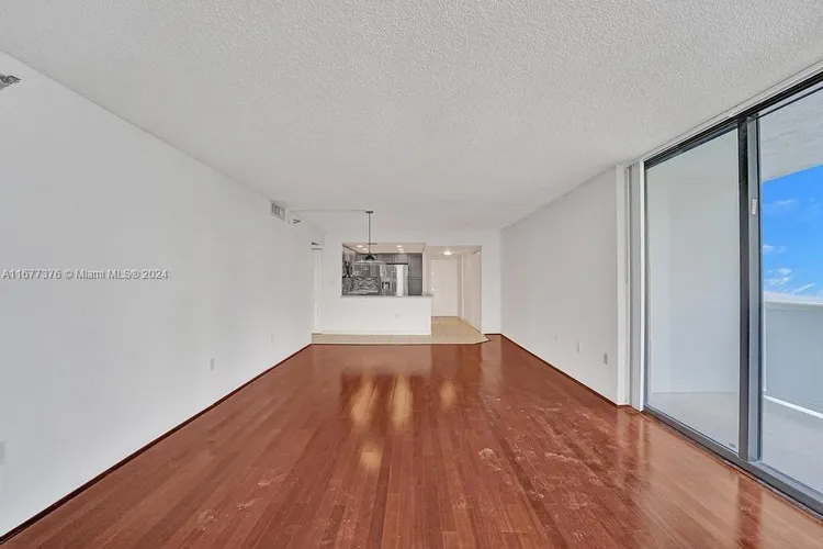 Waterview #938 image #23