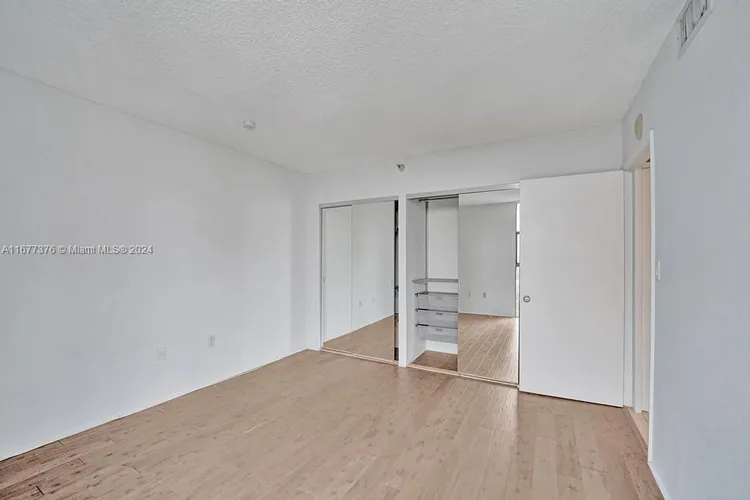 Waterview #938 image #40