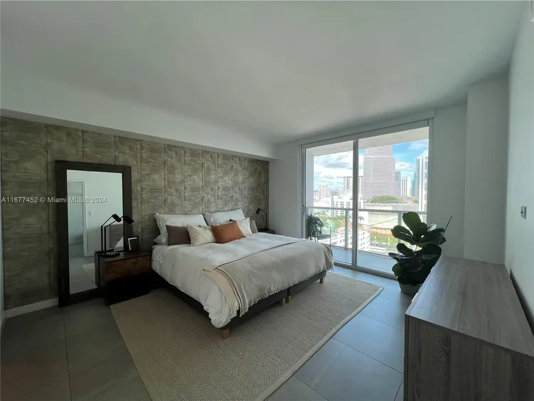 500 Brickell #1705 image #12