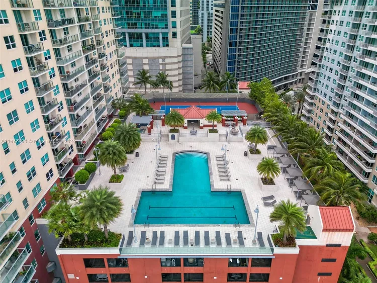 The Mark #2510 image #36