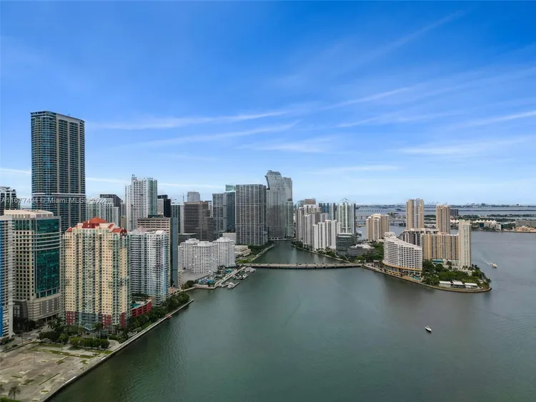 The Mark #2510 image #43